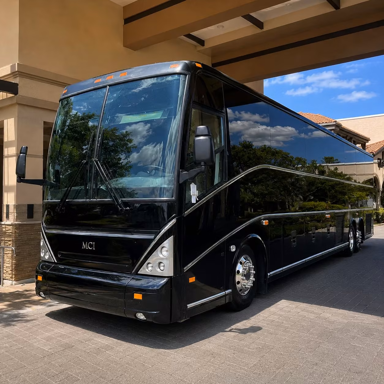 airport transfer shuttles to newark jfk and laguardia for corporate groups