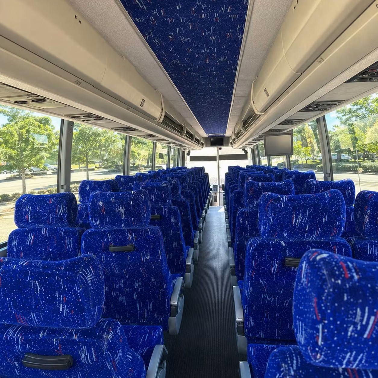charter bus shuttles for staten island government agencies and municipal operations