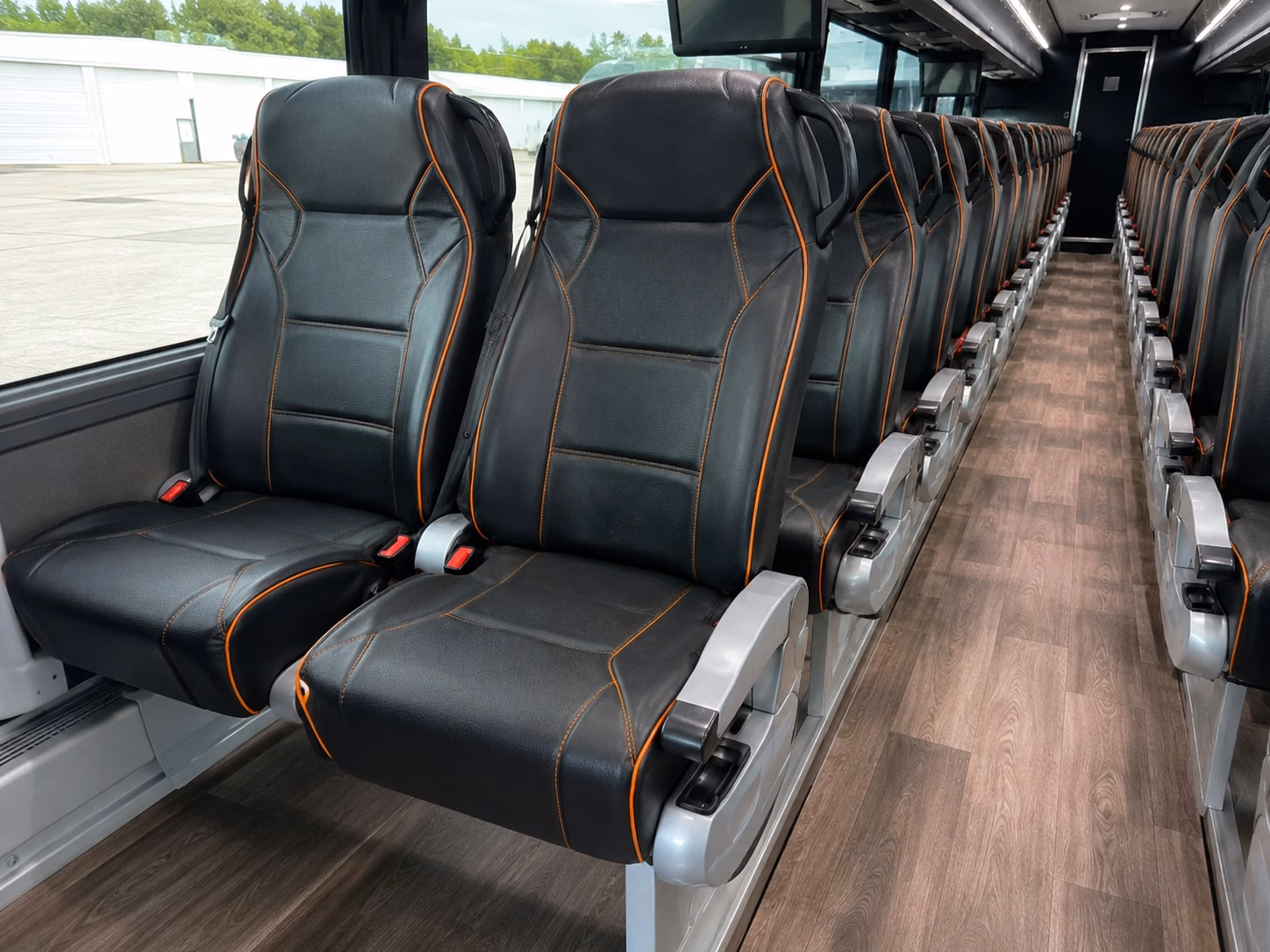 shuttle buses for staten island wedding guests staying at nearby hotels